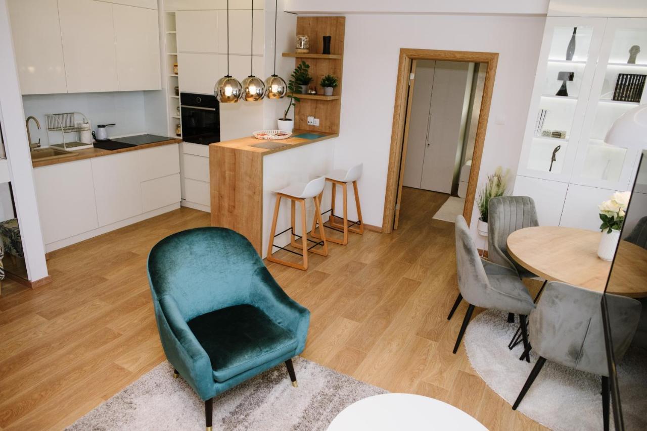 Lusso Apartman Subotica Esterno foto