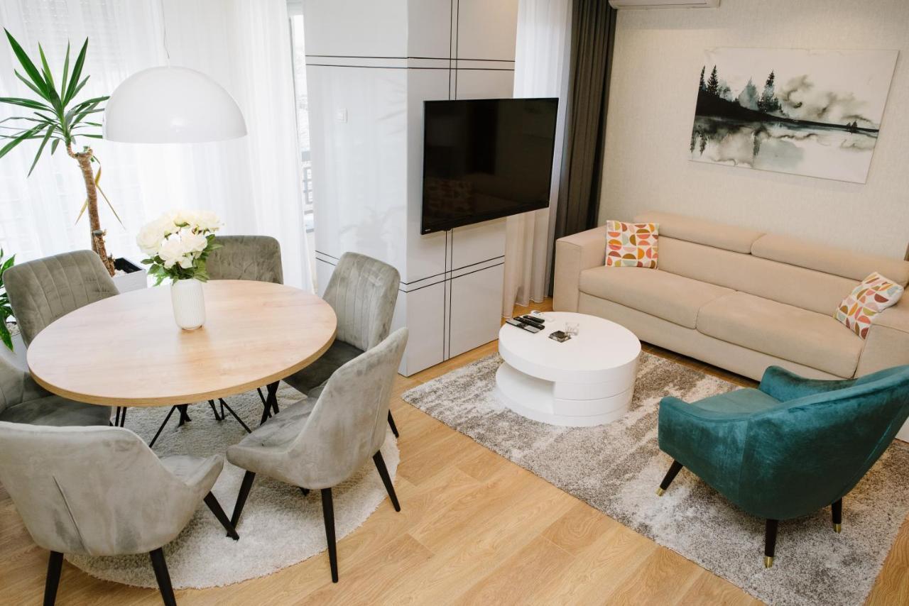 Lusso Apartman Subotica Esterno foto