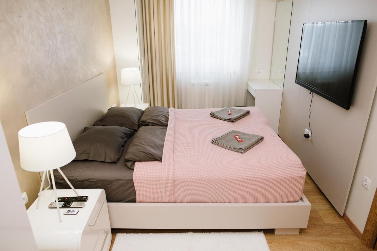 Lusso Apartman Subotica Esterno foto